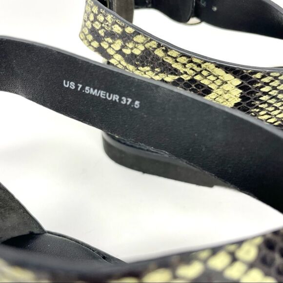 NEW Vince Morris Green Snakeprint Leather Toe Post Sandals Size 37.5/ 7.5🎁 - Picture 6 of 8